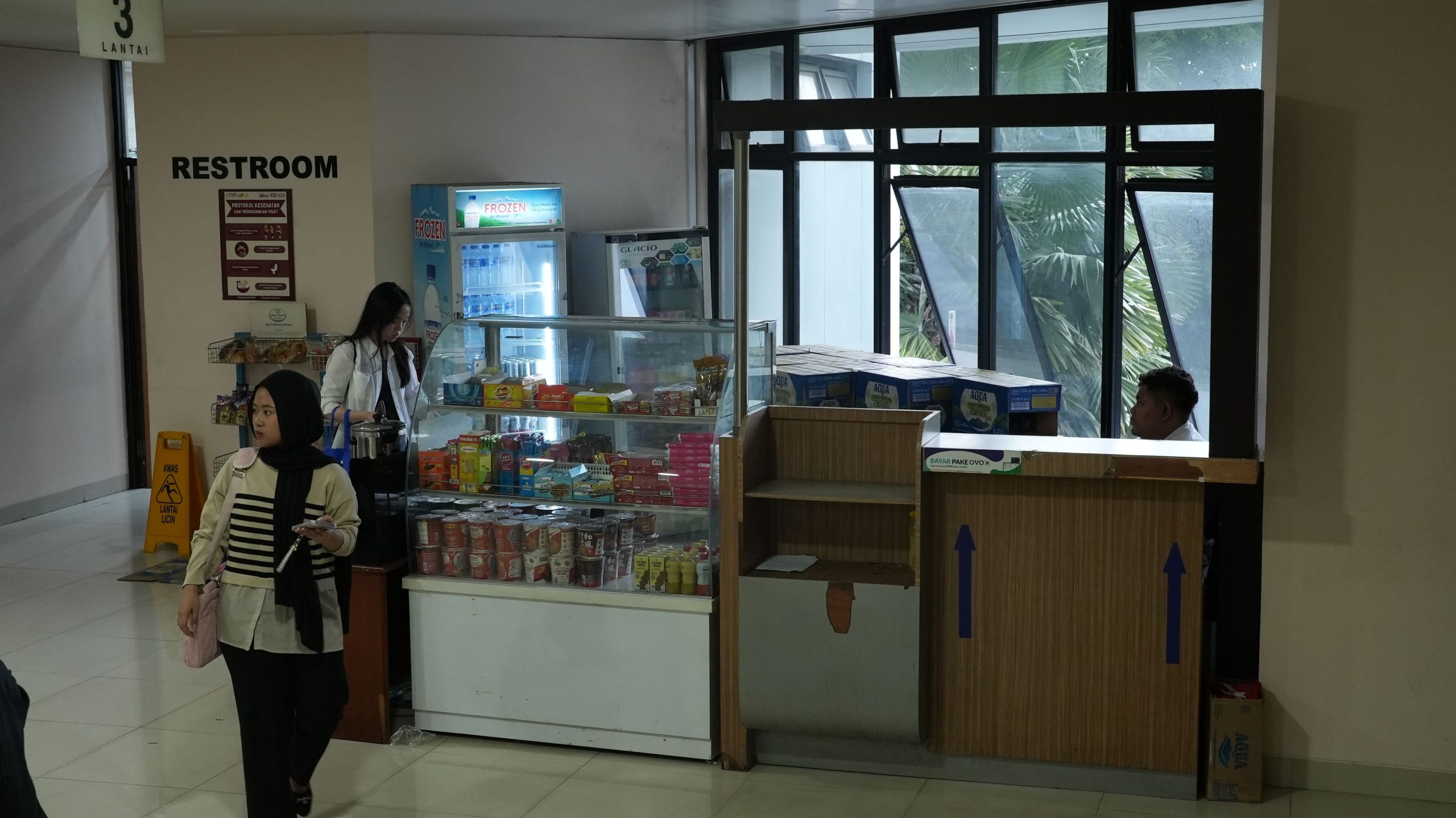 Third-Floor Cafeteria