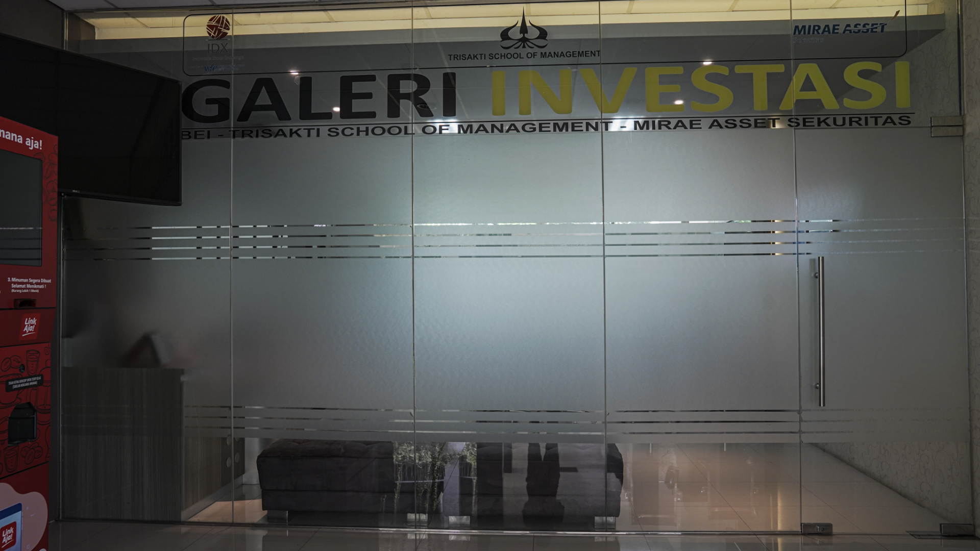 Galeri Investasi Room