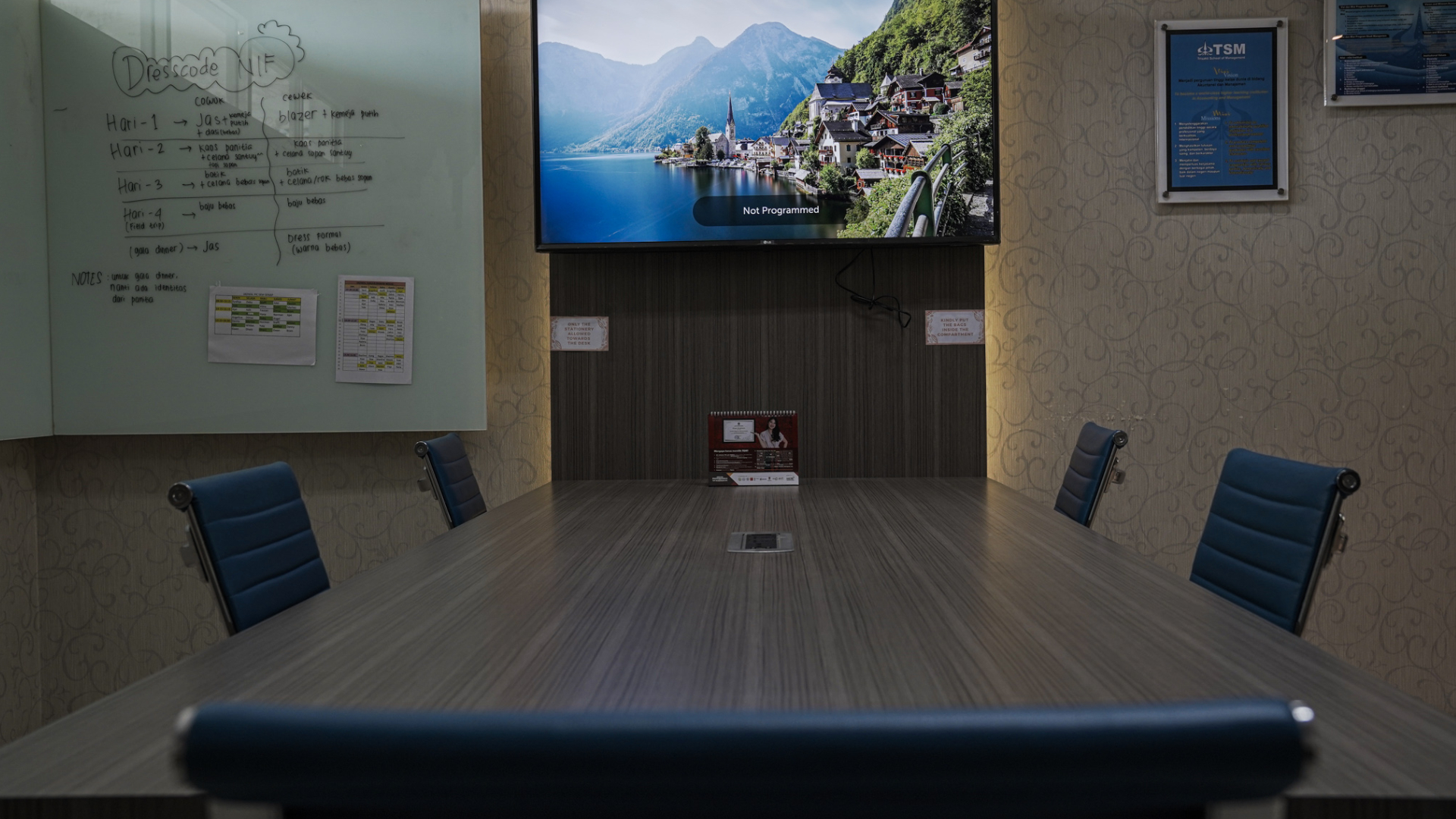 Galeri Investasi Room